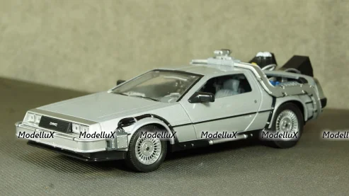 DeLorean Back to the Future II Flying Wheel Version, WEL22441FV, Welly 1:24 