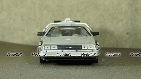 DeLorean Back to the Future II Flying Wheel Version, WEL22441FV, Welly 1:24 