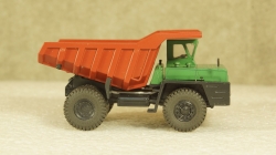 БЕЛАЗ 540А карьерный самосвал зелёный/красный, Бригадир 1:87