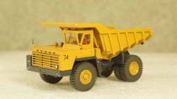 БЕЛАЗ 540А карьерный самосвал желтый, Бригадир 1:87