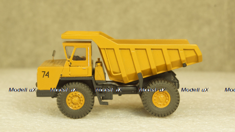 БЕЛАЗ 540А карьерный самосвал желтый, Бригадир 1:87