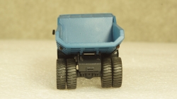 БЕЛАЗ 540А карьерный самосвал красный/синий, Бригадир 1:87