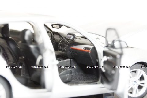 BMW 1 Series F20 5-door 1:18