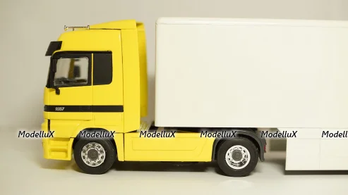 Mercedes Actros 1857 Sattelzug, NZG 1:43