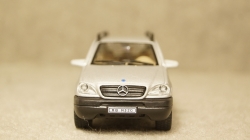 Mercedes ML320 silver, Cararama 1:43