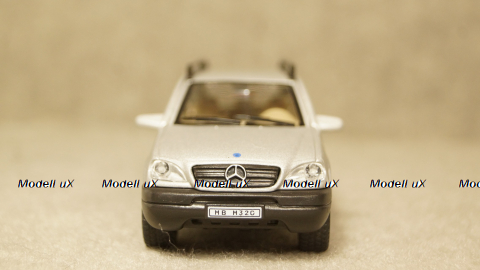 Mercedes ML320 silver, Cararama 1:43