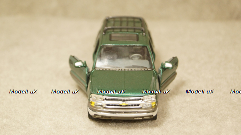 Chevrolet Tahoe II green, Cararama 1:43