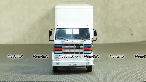 Volvo F88 Racing Transporter Martini Racing, IXO TTR018 1:43