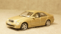 Mercedes C320 gold, Cararama 1:43