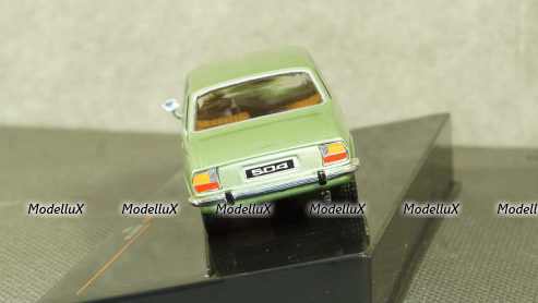Peugeot 504 1969 metallic green, IXO, CLC319N 1:43