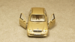 Mercedes C320 gold, Cararama 1:43