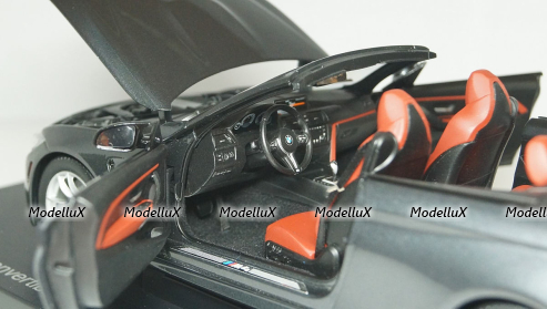 BMW M4 F83 Convertible 2014, Paragon 1:18
