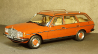 Mercedes 200TE S123 W123 T-Modell red, 183732, Norev 1:18