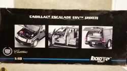 Cadilac Escalade 1:18