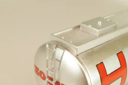 Semi-trailer tanker "Houghton" silver/red, Altaya 1:43