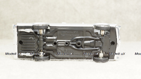 Pontiac GTO 1966, New Ray 1:43