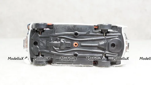 Chevrolet Corvette 1957, New Ray 1:43