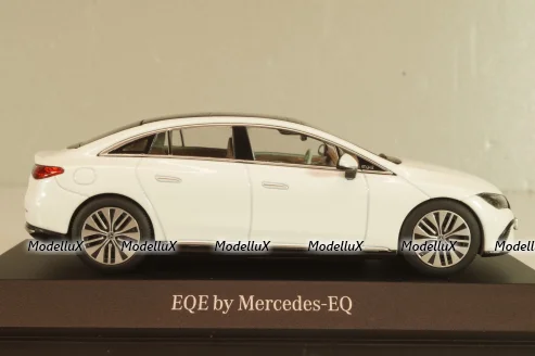 Mercedes-Benz EQE (V295) 2022, white, B66961106, Herpa 1:43 