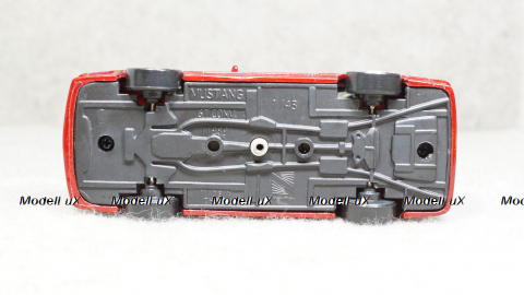 Ford Mustang GT Convertible 1989, New Ray 1:43