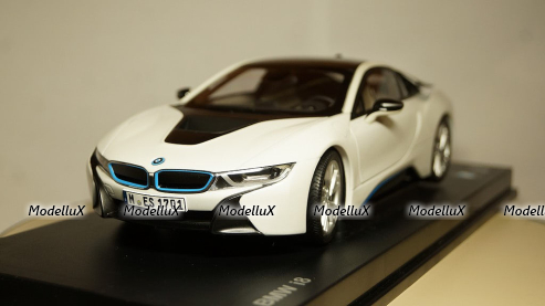 BMW I8, Paragon 1:18