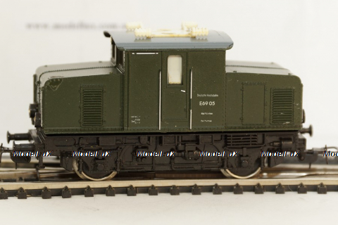 Маневровый локомотив E 69