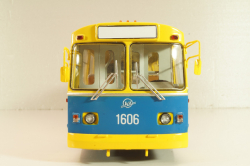 Зиу-10, троллейбус, желто-синий, 900285, Советский Автобус 1:43 Уценка!