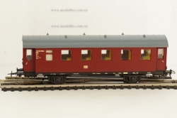 Вагон пассажирский красный, HO (1:87)