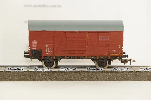 ВАЗ 2171 Priora Универсал 2014 г. белый, 221711, DiP Models 1:43