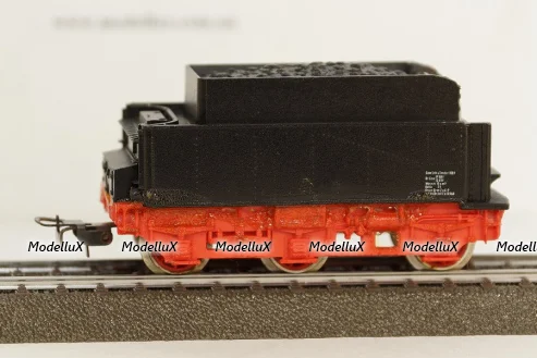 ВАЗ 2171 Priora Универсал 2014 г. белый, 221711, DiP Models 1:43