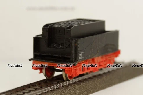 ВАЗ 2171 Priora Универсал 2014 г. белый, 221711, DiP Models 1:43