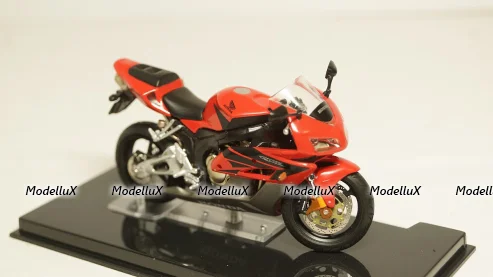 ВАЗ 2190 Granta Люкс 2013 г., 221903, DiP Models 1:43