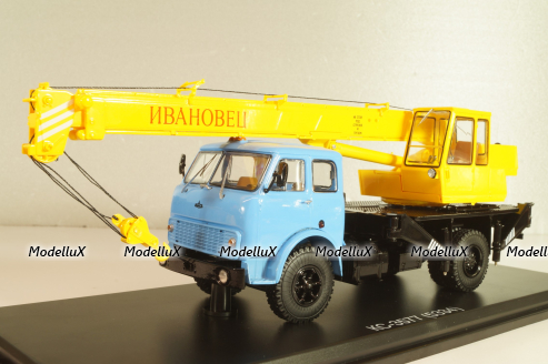 КС-3577(5334) Ивановец, автокран на шасси Маз-5334 1984, синій/жовтий, SSM1642, SSM 1:43