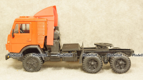 К-701 Кировец жёлтый, SSM6001