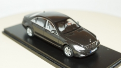 Mercedes S500 W221, Spark 1:43