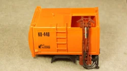 КО-440-4 установка на шасси Зил/Газ Мусоровоз с боковой загрузкой, ModelLux 1:43