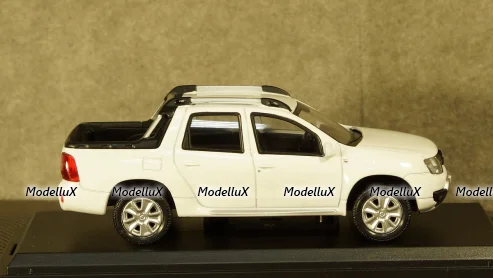 Renault Duster Oroch 2015 white, Norev 1:43