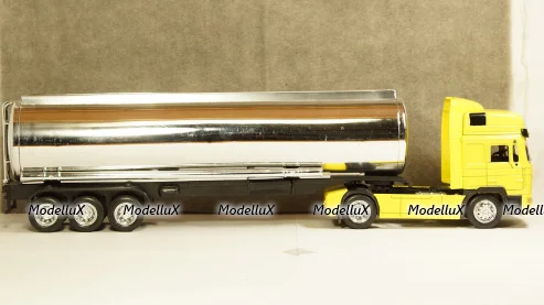 Man F200 yellow/chrome, New Ray 1:43