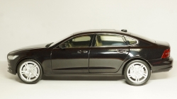 Volvo S90 T5, Paudi 1:18