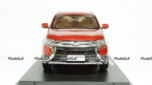 Mitsubishi Outlander 2015, Paudi 1:18