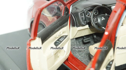 Mitsubishi Outlander 2015, Paudi 1:18