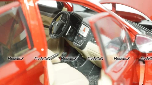 Mitsubishi Outlander 2015, Paudi 1:18