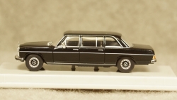 Mercedes 220 D long V 114/115 black, Brekina 1:87 