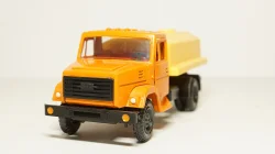 Зил 4331 цистерна СЕН 1986 оранж, 1:43