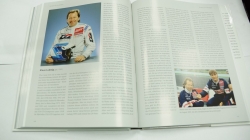 Книга "Гоночные Автомобили Mercedes Benz"