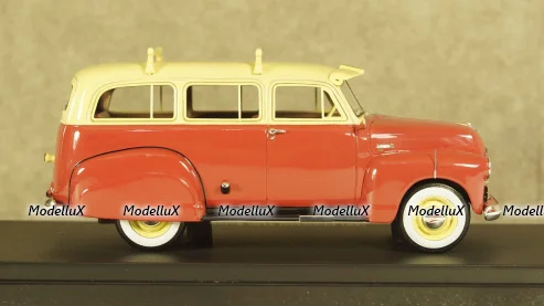 Chevrolet 3100 Suburban Maroon & Cream 1951, EMUS43085A, ESVAL Model 1:43