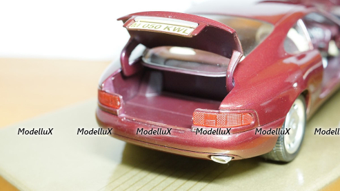 Aston Martin DB7, Guiloy 1:18