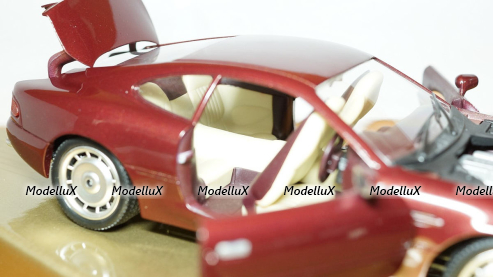 Aston Martin DB7, Guiloy 1:18