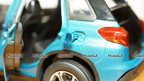Suzuki Vitara 2016 SUV, Paudi 1:18