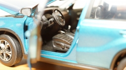 Suzuki Vitara 2016 SUV, Paudi 1:18
