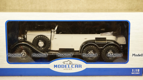 Mercedes G4 (W31) light grey/black, MCG18208, Model Car Group 1:18